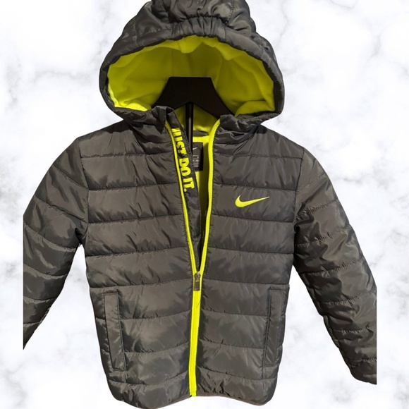 Nike Boy's Winter Coat Kids' Puffer Jacket with hood- Grey/Green -Size 7 - Picture 4 of 6